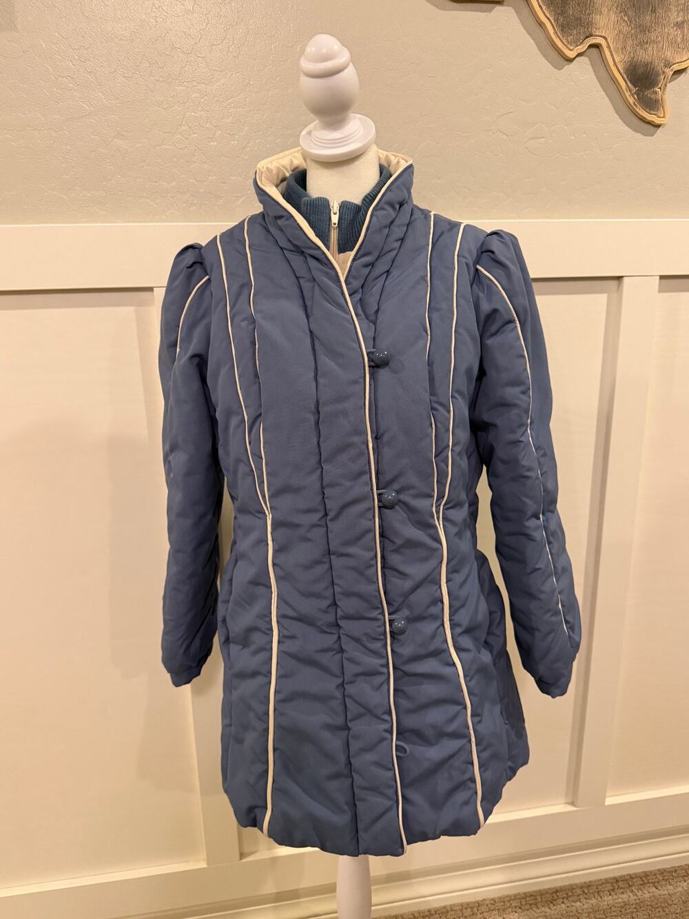 Vintage Uzzi Quilted Puffer Coat Blue Cream Contrast Size 10